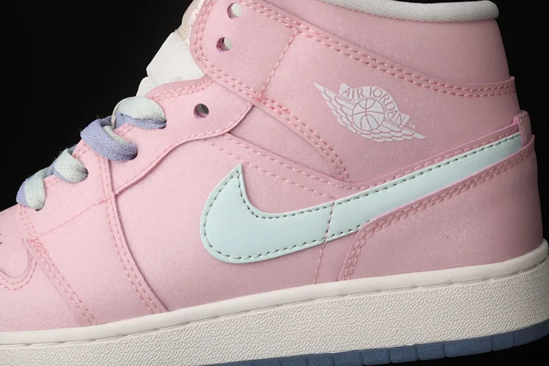All categories Air Jordan Jordan series basketball shoes Air Jordan 1 Mid Air Jordan 1 Mid AJ1 Joe 1 mid-top goddess pink mandarin duck 555112-600